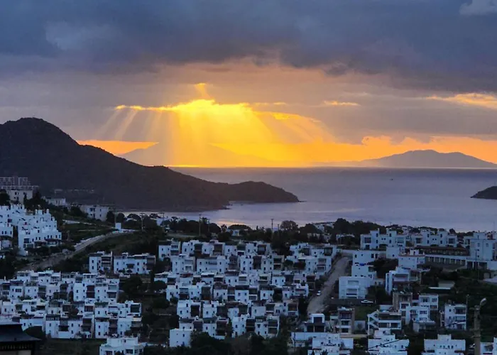 Villa Seaside Sunrise Sea View, Fully Private Pool Akyarlar