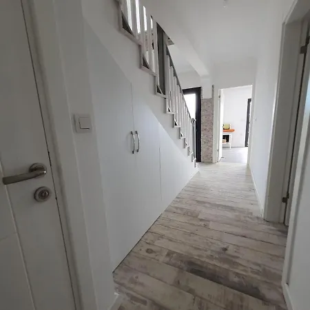 Seaside Sunrise Sea View, Fully Private Pool *